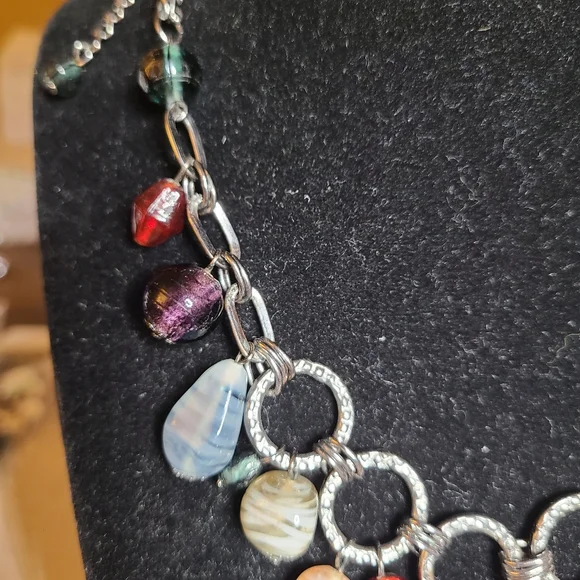 Premier Designs Glass Bead and Gunmetal Necklace - Picture 2 of 6